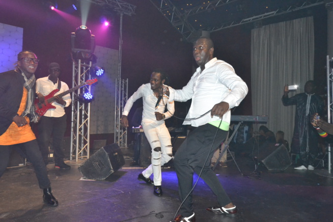 Salam Diallo montre qu'il est le roi des ambianceurs au Dock Haussman de Paris. Salam Diallo montre qu'il est le roi des ambianceurs au Dock Haussman de Paris.
