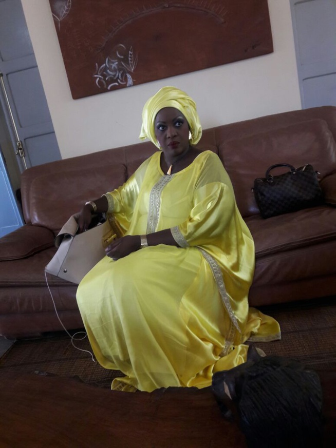 Arrêt sur images - Toutane Diack, l'épouse de Serigne Modou Kara respire la forme Arrêt sur images - Toutane Diack, l'épouse de Serigne Modou Kara respire la forme