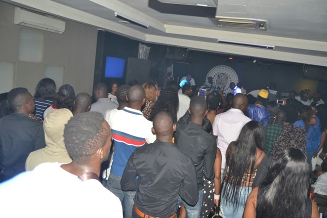 Le rendez vous dominical des Almadies; Pape diouf explose le Baramndi ce dimanche. regardez Le rendez vous dominical des Almadies; Pape diouf explose le Baramndi ce dimanche. regardez