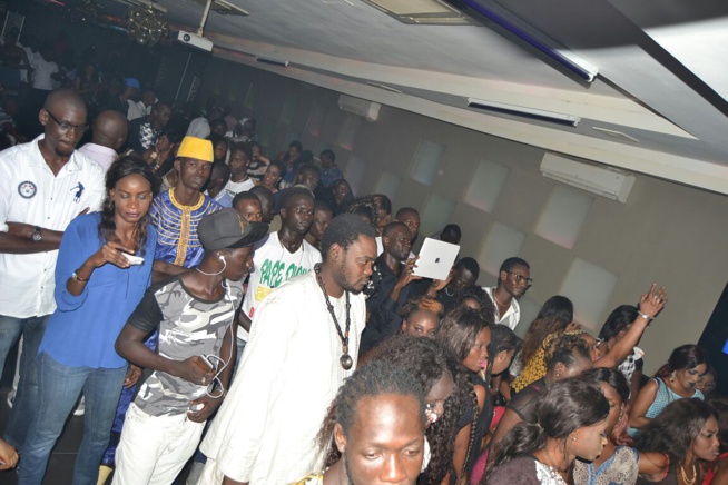 Le rendez vous dominical des Almadies; Pape diouf explose le Baramndi ce dimanche. regardez Le rendez vous dominical des Almadies; Pape diouf explose le Baramndi ce dimanche. regardez