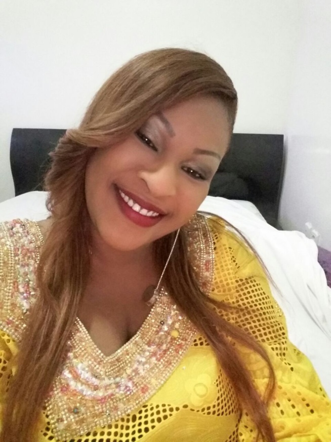 Quand la classe et le sourire repondent au service de l'animatrice vedette de la TFM,KEB'S Quand la classe et le sourire repondent au service de l'animatrice vedette de la TFM,KEB'S