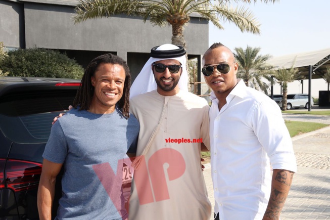 Dubai, l'international ballon d'or ElHadj Diouf en comagnie de Anelka, Akon et Edgar Dewis chez les Princes. Dubai, l'international ballon d'or ElHadj Diouf en comagnie de Anelka, Akon et Edgar Dewis chez les Princes.