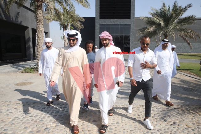 Dubai, l'international ballon d'or ElHadj Diouf en comagnie de Anelka, Akon et Edgar Dewis chez les Princes.