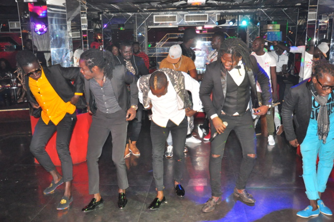 Lendemain concert de Titi, Baye Demba et Rich Niang explosent le Titan club avec Rakhou Prod. Lendemain concert de Titi, Baye Demba et Rich Niang explosent le Titan club avec Rakhou Prod.