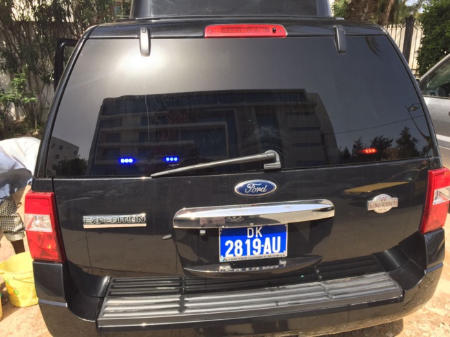 Le "BARKELOU" de Serigne Cheikh Saliou à son talibé Cheikh Amar: Une voiture de plus de 100 millions. Le "BARKELOU" de Serigne Cheikh Saliou à son talibé Cheikh Amar: Une voiture de plus de 100 millions.