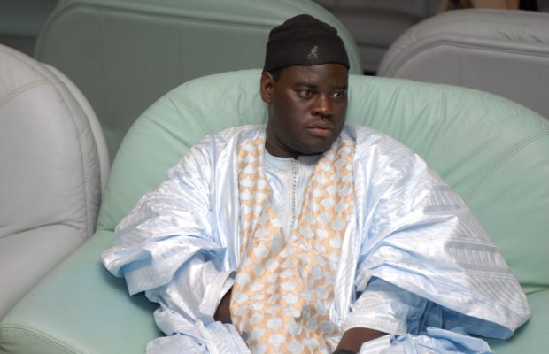 Carnet Rose : Serigne Bass donne une dot de 4 millions FCfa Carnet Rose : Serigne Bass donne une dot de 4 millions FCfa