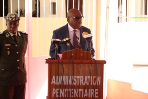Sidiki Kaba sur la plainte de F. Timis: " Quand vous déshonorer quelqu'un, c'est la justice qui le règle..." Sidiki Kaba sur la plainte de F. Timis: " Quand vous déshonorer quelqu'un, c'est la justice qui le règle..."