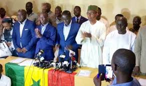 Marche de l'opposition du 14 octobre : le Préfet demande le changement d'itinéraire, Manko Wattu Senegaal refuse, ça sent la confrontation ! Marche de l'opposition du 14 octobre : le Préfet demande le changement d'itinéraire, Manko Wattu Senegaal refuse, ça sent la confrontation !