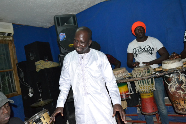 Présentation de son nouvel album le 16 octobre au Just 4 U, Bakane Seck et le " Diery Diery"dans les derniers préparatifs. REGARDEZ.
