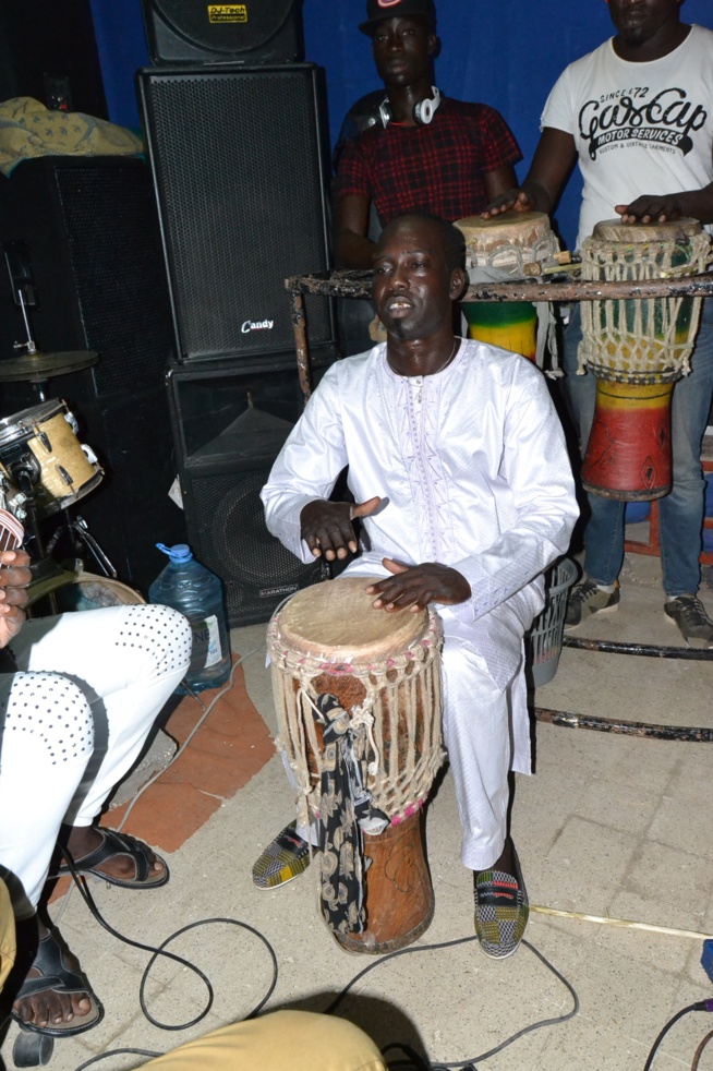 Présentation de son nouvel album le 16 octobre au Just 4 U, Bakane Seck et le " Diery Diery"dans les derniers préparatifs. REGARDEZ.