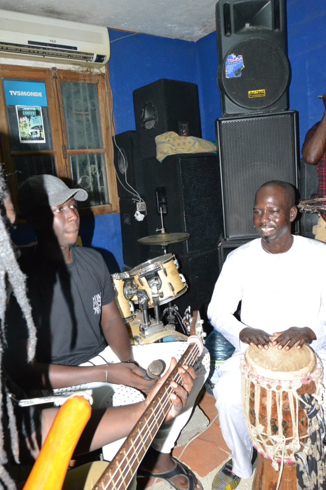 Présentation de son nouvel album le 16 octobre au Just 4 U, Bakane Seck et le " Diery Diery"dans les derniers préparatifs. REGARDEZ.