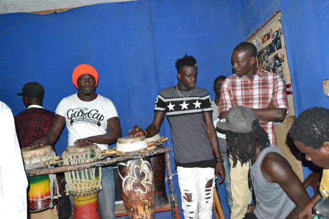 Présentation de son nouvel album le 16 octobre au Just 4 U, Bakane Seck et le " Diery Diery"dans les derniers préparatifs. REGARDEZ.