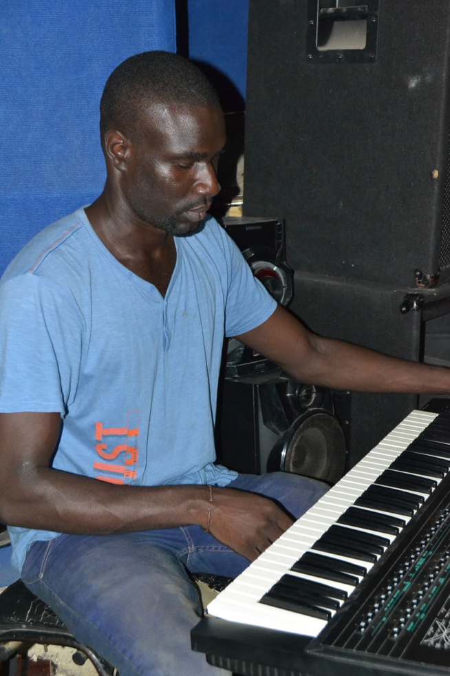 Présentation de son nouvel album le 16 octobre au Just 4 U, Bakane Seck et le " Diery Diery"dans les derniers préparatifs. REGARDEZ.