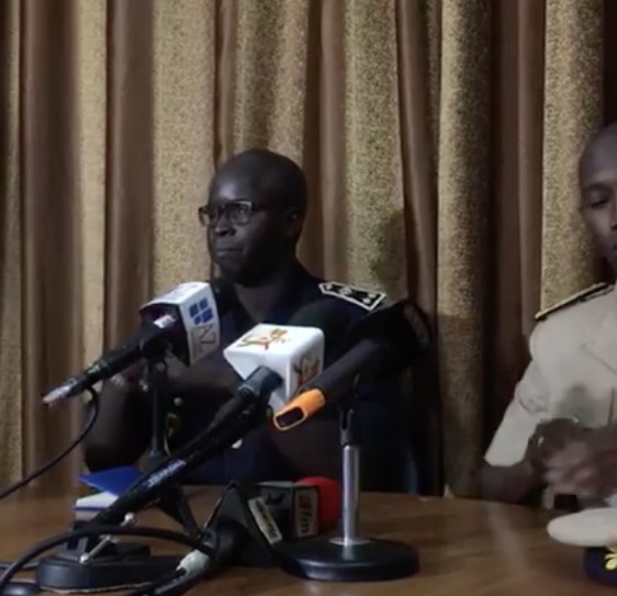 L’APR félicite le Préfet de Dakar et tire sur Manko Wattu Senegaal L’APR félicite le Préfet de Dakar et tire sur Manko Wattu Senegaal