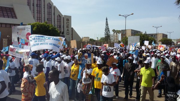 Marche de l’opposition : environ 3 000 personnes ont répondu à la marche de Mà nkoo Wattu Senegal Marche de l’opposition : environ 3 000 personnes ont répondu à la marche de Mà nkoo Wattu Senegal