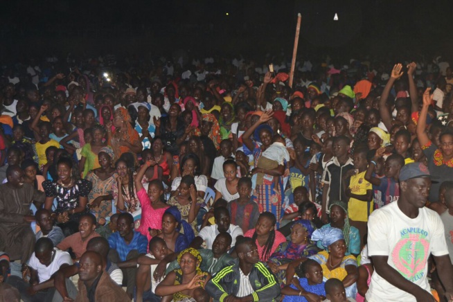 Pape Diouf chez les Ndioumois du Fouta pour une partie de "bada doutte"