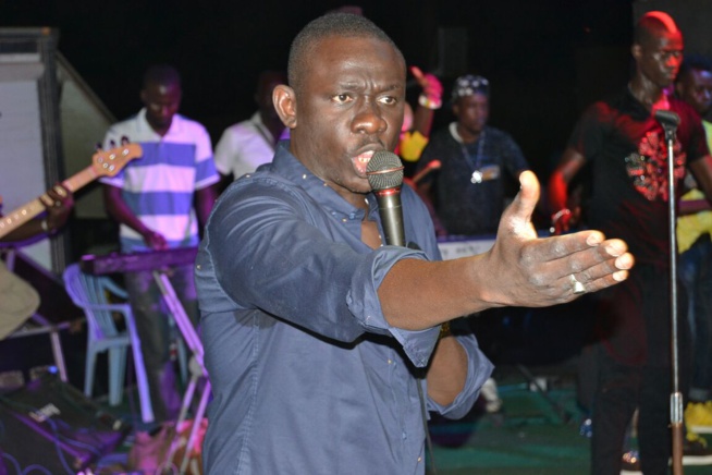 Pape Diouf chez les Ndioumois du Fouta pour une partie de "bada doutte"