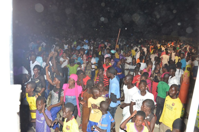 Pape Diouf chez les Ndioumois du Fouta pour une partie de "bada doutte"
