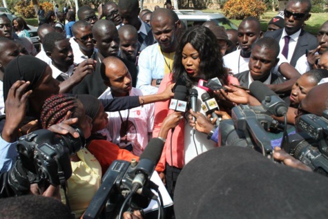FATOUMATA NIANG BA, Présidente de l’UDES-R « Union pour le Développement du Sénégal/Renouveau » sur la Coalition Manko wattu : « Nous avons en face de nous une coalition suspecte et douteuse… » FATOUMATA NIANG BA, Présidente de l’UDES-R « Union pour le Développement du Sénégal/Renouveau » sur la Coalition Manko wattu : « Nous avons en face de nous une coalition suspecte et douteuse… »