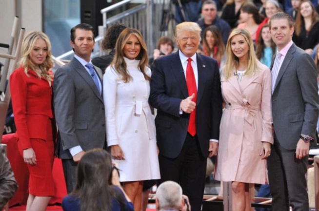 Photo : Donald Trump et sa famille Photo : Donald Trump et sa famille