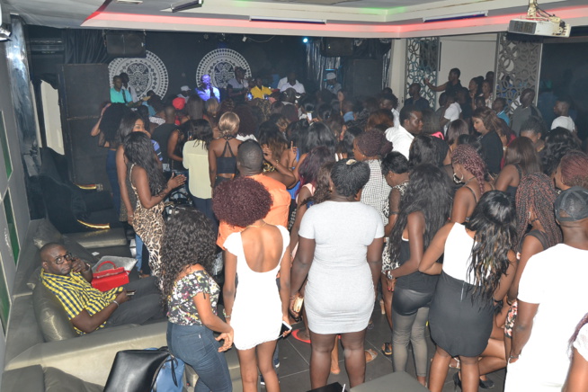 Birth Day Packo Prod, Pape Diouf confirme son statut de maitre des Amaladies. Le Baramundi craque d'ambiance Birth Day Packo Prod, Pape Diouf confirme son statut de maitre des Amaladies. Le Baramundi craque d'ambiance