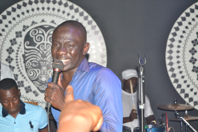 Birth Day Packo Prod, Pape Diouf confirme son statut de maitre des Amaladies. Le Baramundi craque d'ambiance Birth Day Packo Prod, Pape Diouf confirme son statut de maitre des Amaladies. Le Baramundi craque d'ambiance