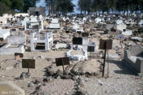 Incursion au cimetière de Pikine Des profanateurs armés blessent un gardien Incursion au cimetière de Pikine Des profanateurs armés blessent un gardien