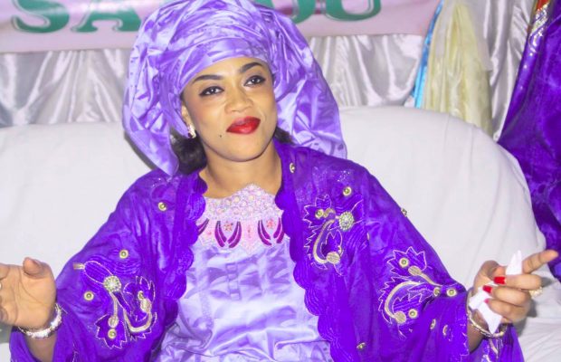 Sokhna Aïda Diallo « On comprend mieux pourquoi Cheikh Béthio avait décidé d’élever au rang de… » Sokhna Aïda Diallo « On comprend mieux pourquoi Cheikh Béthio avait décidé d’élever au rang de… »