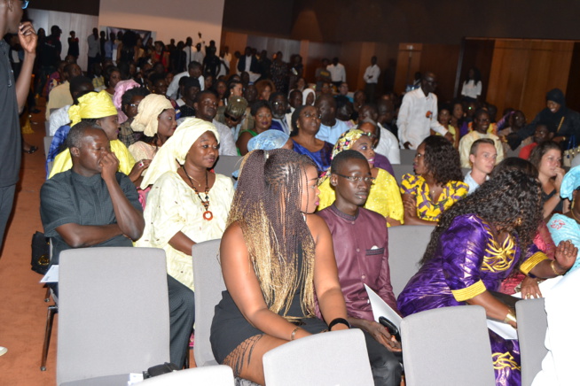 Cérémonie de lancement de la nouvelle série télévisée "IDOLE" sur la 2 STV ce mardi 01 Novembre Cérémonie de lancement de la nouvelle série télévisée "IDOLE" sur la 2 STV ce mardi 01 Novembre