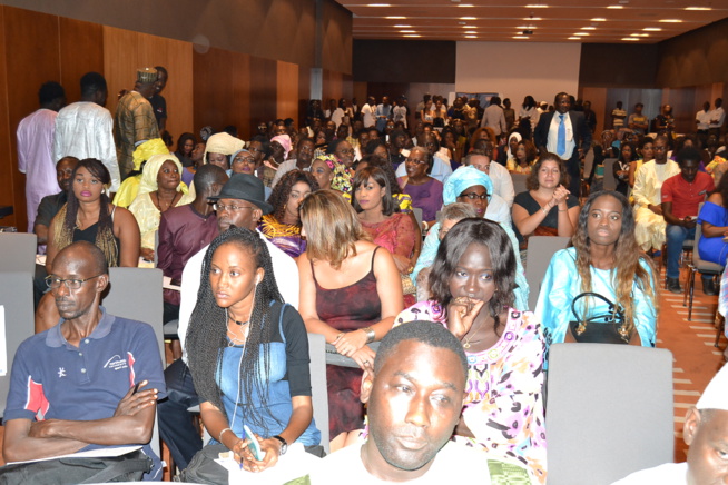 Cérémonie de lancement de la nouvelle série télévisée "IDOLE" sur la 2 STV ce mardi 01 Novembre Cérémonie de lancement de la nouvelle série télévisée "IDOLE" sur la 2 STV ce mardi 01 Novembre