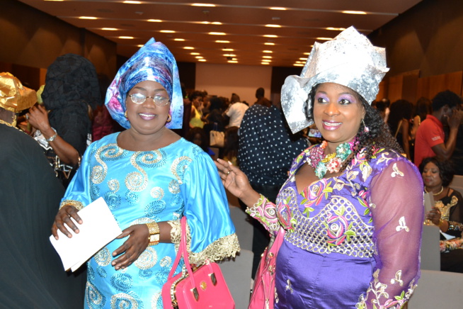 Cérémonie de lancement de la nouvelle série télévisée "IDOLE" sur la 2 STV ce mardi 01 Novembre Cérémonie de lancement de la nouvelle série télévisée "IDOLE" sur la 2 STV ce mardi 01 Novembre