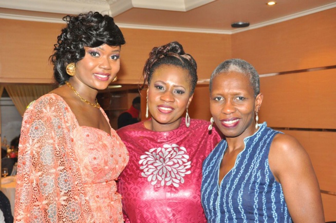 La réception du mariage de l'ex mannequin Gazelia Fall devenue madame Cagnaut à Paris ce 28 octobre.Regardez La réception du mariage de l'ex mannequin Gazelia Fall devenue madame Cagnaut à Paris ce 28 octobre.Regardez