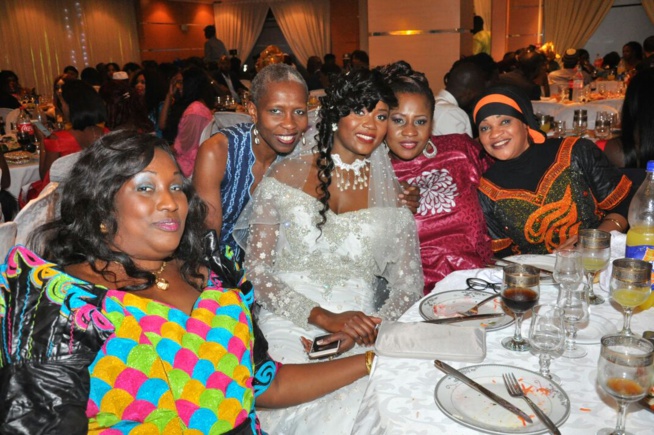 La réception du mariage de l'ex mannequin Gazelia Fall devenue madame Cagnaut à Paris ce 28 octobre.Regardez La réception du mariage de l'ex mannequin Gazelia Fall devenue madame Cagnaut à Paris ce 28 octobre.Regardez