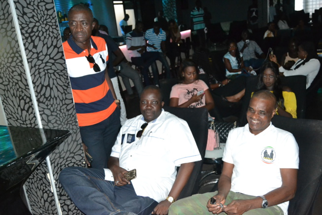 Nouvel album de Youssou Ndour, AFRICA REK. Regardez en images la séance d'écoute au Baramundi. Nouvel album de Youssou Ndour, AFRICA REK. Regardez en images la séance d'écoute au Baramundi.