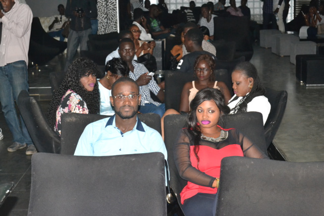 Nouvel album de Youssou Ndour, AFRICA REK. Regardez en images la séance d'écoute au Baramundi. Nouvel album de Youssou Ndour, AFRICA REK. Regardez en images la séance d'écoute au Baramundi.