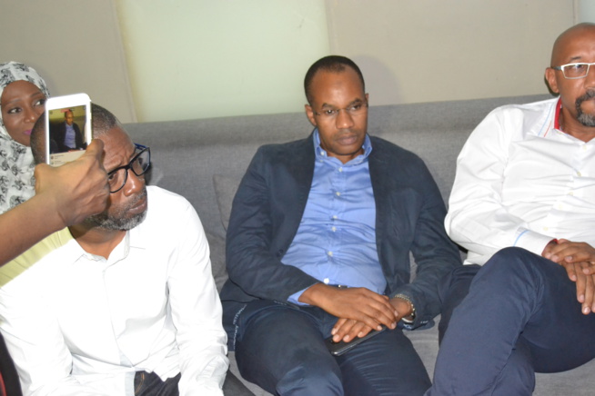 Nouvel album de Youssou Ndour, AFRICA REK. Regardez en images la séance d'écoute au Baramundi.