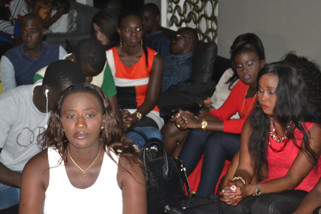 Nouvel album de Youssou Ndour, AFRICA REK. Regardez en images la séance d'écoute au Baramundi. Nouvel album de Youssou Ndour, AFRICA REK. Regardez en images la séance d'écoute au Baramundi.