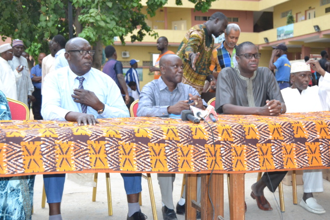 Don d'équipements sportifs, Baba Tandian apporte son soutien au J A. Don d'équipements sportifs, Baba Tandian apporte son soutien au J A.