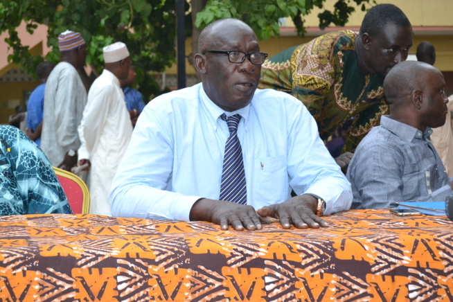 Don d'équipements sportifs, Baba Tandian apporte son soutien au J A. Don d'équipements sportifs, Baba Tandian apporte son soutien au J A.