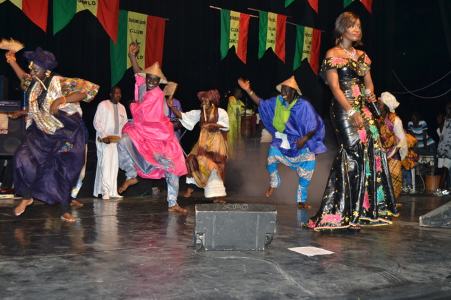 DEMB AK TAY: La diva Coumba Gawlo réussit 1H 30 de concert no stop à Sorano. DEMB AK TAY: La diva Coumba Gawlo réussit 1H 30 de concert no stop à Sorano.