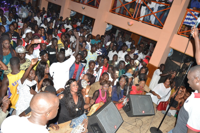 GUICHET FERME: La banlieue a répondu à leur fils Pape Diouf au Ravin. Rendez vous ce dimanche au Baramundi GUICHET FERME: La banlieue a répondu à leur fils Pape Diouf au Ravin. Rendez vous ce dimanche au Baramundi