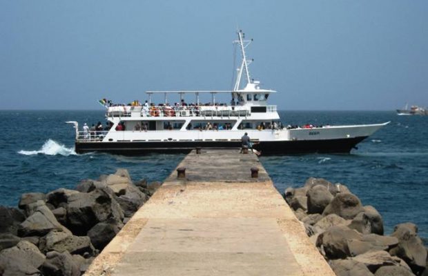 Panique générale : La chaloupe Dakar-Gorée tombe en panne en pleine mer…