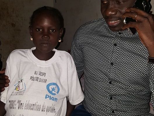 Le chanteur Pape Diouf rend visite à Dieye