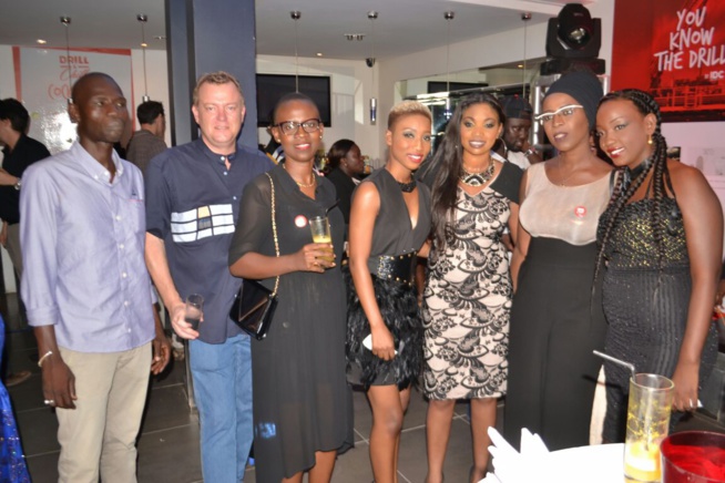 Live à Alkimia, le trio du groupe Safari casse la baraque.Regardez