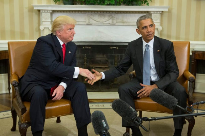 Photos : Barack Obama et Donald Trump ne se piffent pas, regardez leur poignée de main... sans conviction Photos : Barack Obama et Donald Trump ne se piffent pas, regardez leur poignée de main... sans conviction