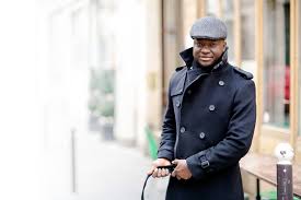 Thione Niang, sur la victoire de Trump, déclare, "ce n'est pas la fin du monde" et explique pourquoi le milliardaire américain a gagné (en Wolof) Thione Niang, sur la victoire de Trump, déclare, "ce n'est pas la fin du monde" et explique pourquoi le milliardaire américain a gagné (en Wolof)