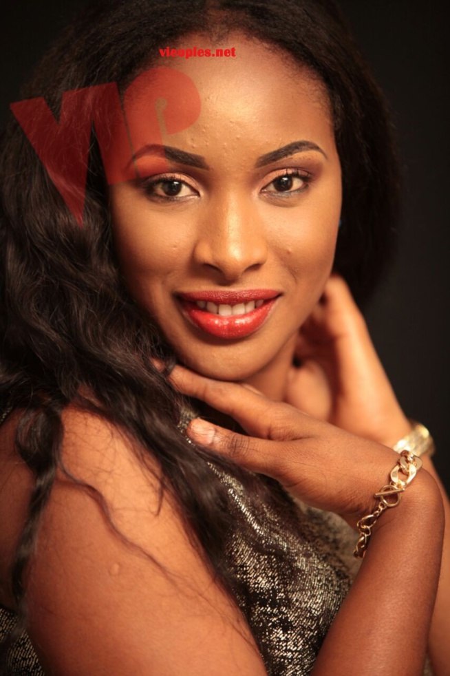 NEW SINGLE: La serveuse de JUST 4U Chadia lance son premier bébé. ECOUTEZ NEW SINGLE: La serveuse de JUST 4U Chadia lance son premier bébé. ECOUTEZ