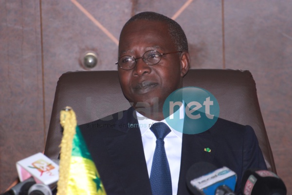 Mahammad Boun Abdallah Dionne (Premier ministre) : "L’industrie est un moteur privilégiée d’accélération de la croissance et de la création d’emploi" Mahammad Boun Abdallah Dionne (Premier ministre) : "L’industrie est un moteur privilégiée d’accélération de la croissance et de la création d’emploi"
