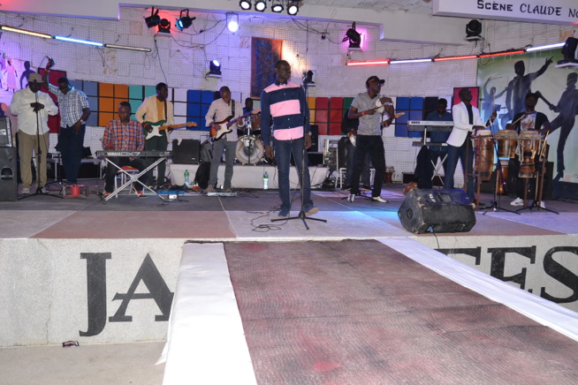 ZIGUINCHOR: Pape Diouf maitre chez les casaçais. en images de la soirée de gala. ZIGUINCHOR: Pape Diouf maitre chez les casaçais. en images de la soirée de gala.