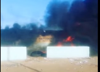 Saint-Louis : Une dizaine de manifestants arrêtés après l'incendie d'une école et d'un poste de gendarmerie Saint-Louis : Une dizaine de manifestants arrêtés après l'incendie d'une école et d'un poste de gendarmerie